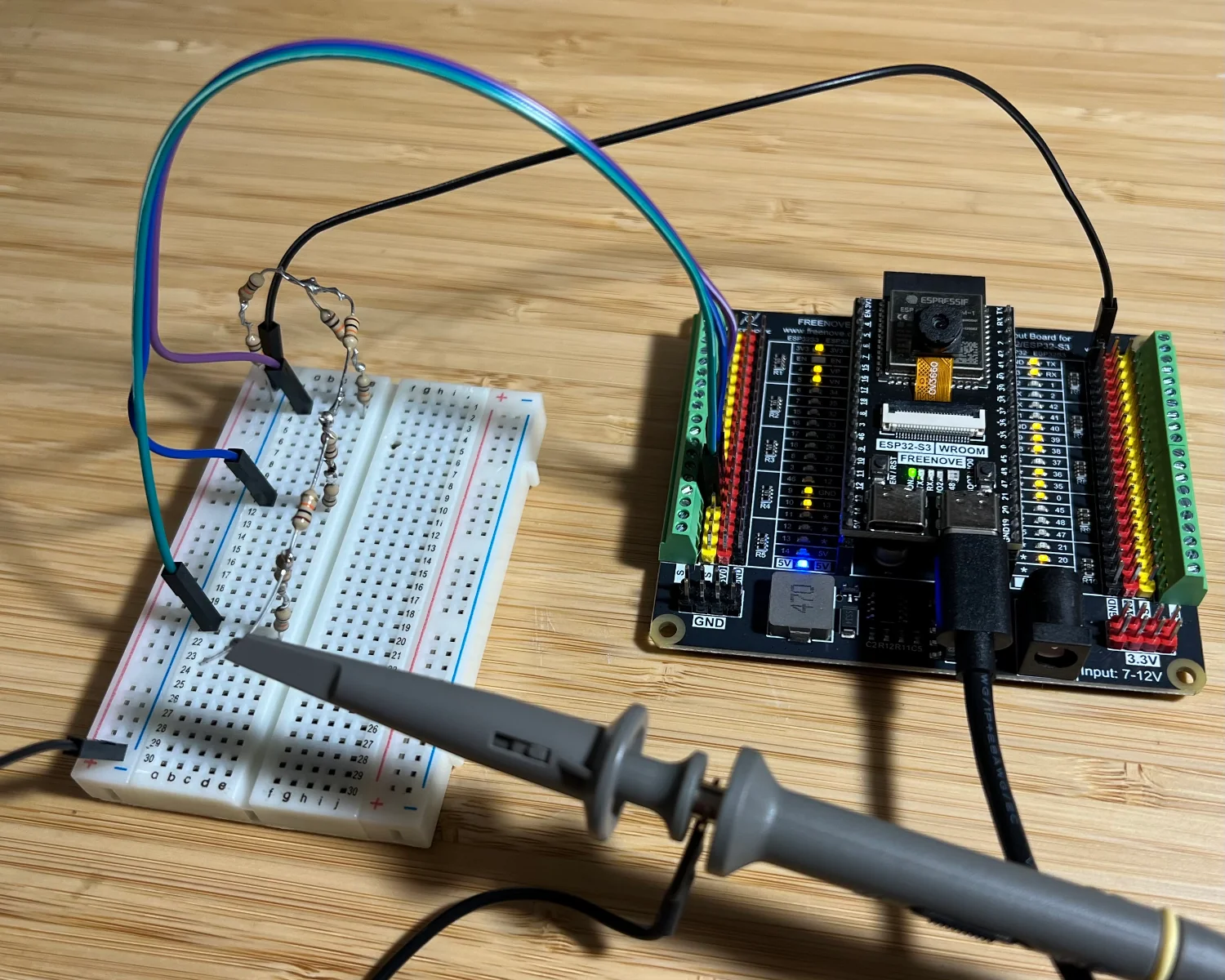 An ESP-S3 driving a 3-bit R-2R Ladder DAC.